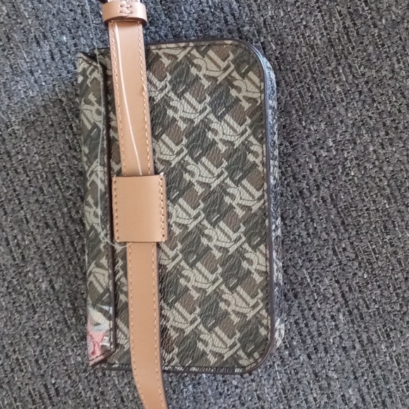 🆕️ 🌸Lauren Ralph Lauren🌸 - Dobson Floral Belt Bag - Picture 5 of 16